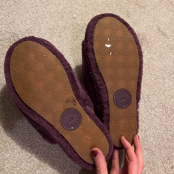 UGG fluff metallic sparkle slippers - Picture 12 of 12